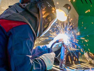 Сварщик (ручной и частично механизированной сварки (наплавки))